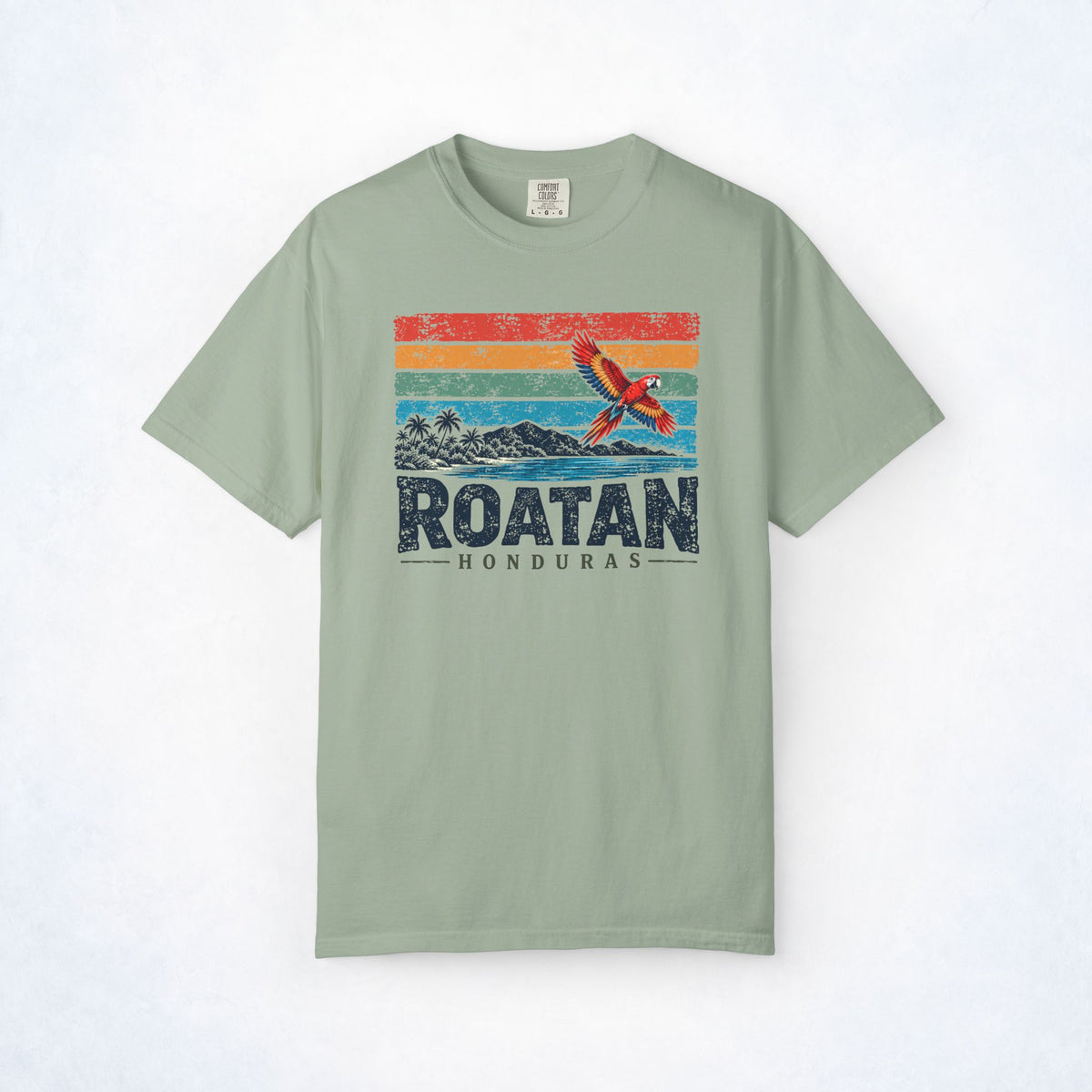 Roatán Honduras Macaw Retro Cruise Tee